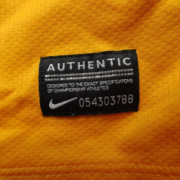 Nike Soccer Jersey Medium Yellow Goalie Long Sleeve 448226 - Picture 3 of 13
